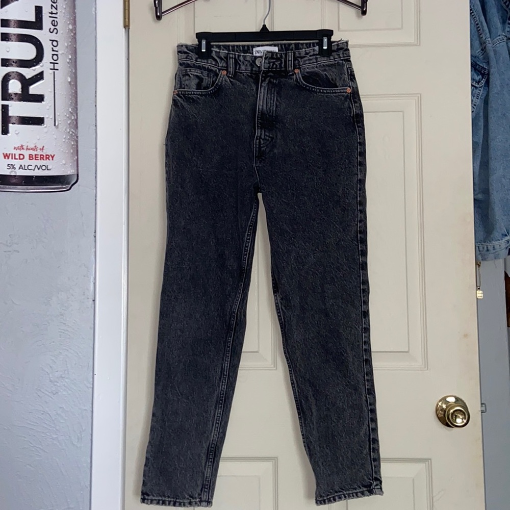 Zara Black Distressed High-Rise Mom Fit Jeans